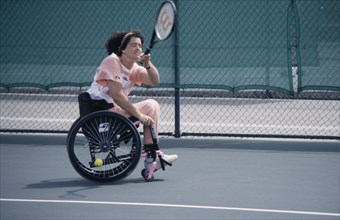 10064086 SPORT  Ball Games Tennis  Disabled tennis player in Wheelchair