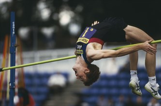 SPORT, Athletics, High Jump,  British high jumper Steve Smith arched backwards as he clears pole at