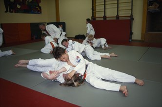 10044926 SPORT  Martial Arts Judo Children in Judo class