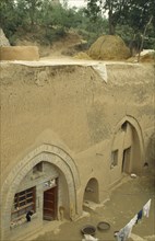 CHINA, Shaanxi Province, Yanan, Loess Cave houses
