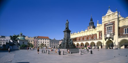 POLAND, Krakow , View across Rynek Glowny or Grand Square and the sixteenth century Renaissance