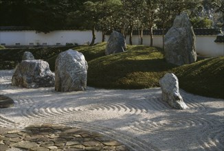 JAPAN, Honshu, Kamakura, Zen rock garden