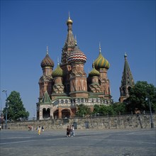 RUSSIA, Moscow, St Basil's Cathedral with multi-coloured domes.