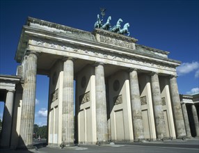 GERMANY, Berlin, Brandenburg Gate from the eastern side