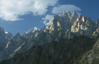 PAKISTAN, Hunza, Karakorum, Jagged peaks of the Karakorum mountain range on the Silk Route with