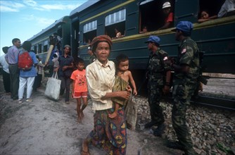 CAMBODIA, Phnom Pehn, Second UN HCR train repatriating people from Khmer Rouge sites.  Woman