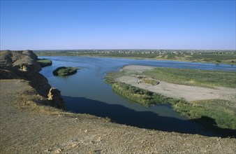 SYRIA, Central, Dura Europos, View over the Euphrates River from the site of the ruined border