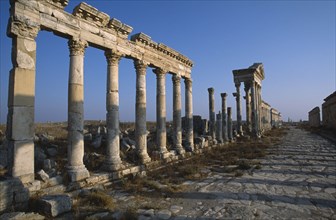 SYRIA, Central, Apamea, Historical site above the village of Qalaat Mudiq.  Colonnaded street.