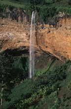 UGANDA, Sipi Falls, View over waterfall