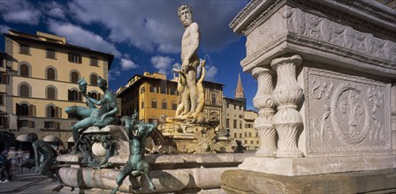 ITALY, Tuscany, Florence, "Piazza della Signoria.  Fontana di Nettuno, fountain designed in 1575 by