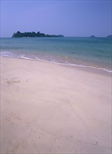 THAILAND, Trat Province, Koh Chang, "Lonley Beach, Aow Bai Lan. View out toward small island from