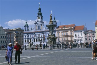 CZECH REPUBLIC, South Bohemia, Ceske Budejovice, "Town Square with Samson fountain and Town Hall