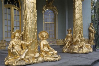 GERMANY, Brandenburg  , Potsdam, Sanssouci Palace Chinese Tea house. Golden statues