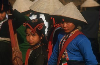 VIETNAM, Lai Chau Province , Dien Bien Phu, Tai children in traditional dress.