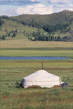 MONGOLIA, Khentii Province, General, Ger or yurt beside lake