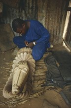 NIGERIA, Arts, Sculptor Kasali Akanei Yoruba at work