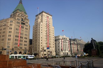 CHINA, Shanghai, The Bund aka Zhong Shan Road. 1930s style waterfront architecture including the