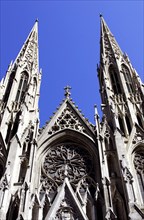 USA, New York State, New York City, Saint Patricks Cathedral on 5th Avenue