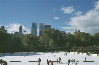USA, New York, Manhattan, Wollman ice rink in Central Park
