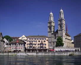 SWITZERLAND, Zurich Canton, Zurich, View across the River Limmat towards Grossmunster twin towered