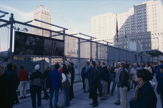 USA, New York, Manhattan, "World Trade Center, crowds at Ground Zero"