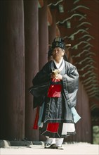 SOUTH KOREA, Seoul, Man attending Confucian rites.