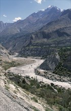PAKISTAN, North, Karakorum Highway, Winding road through mountain landscape.