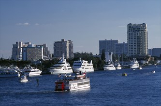 USA, Florida, Fort Lauderdale, View of Paddle steamer sailing up the intra coastal waterway passing