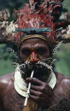 PAPUA NEW GUINEA, People, Men, Portrait ot tribal warrior.