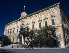 MALTA, Valletta, Auberge de Castille et Leon. Decorative baroque facade  with green doorway and