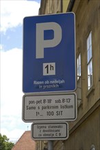 SLOVENIA, Ljubljana, Parking sign with information in Slovenian