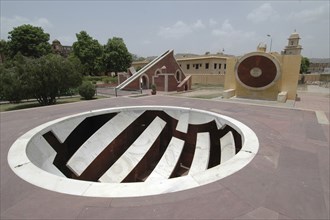 INDIA, Rajasthan, Jaipur, Observatory resessed structure at the Jantar Mantar observatory built by