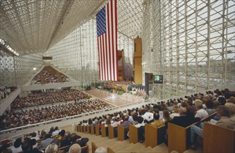 USA, California, Los Angeles, Crystal Cathedral.  Interior and congregation on Memorial Day