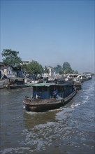 CHINA, Jiangsu Province, Transport, Boats on the Grand Canal between Suzhou and Wuxi
