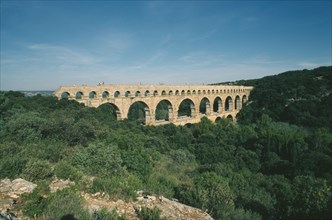 FRANCE, Languedoc Rousillon, Near Nimes, The Pont du Gard Roman aquaduct
