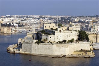 MALTA, Vittoriosa, Fort St Angelo seen from Valletta