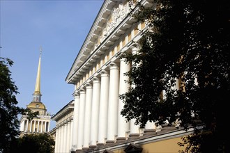 RUSSIA, St Petersburg, View along columned facade of the Mikhailovsky Palace and Russian Museum