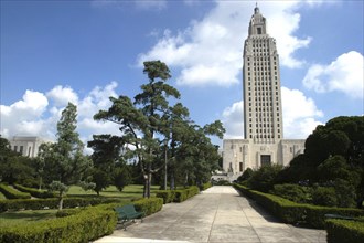 USA, Louisiana, Baton Rouge, The Louisiana State Capitol Building seen from gardens
