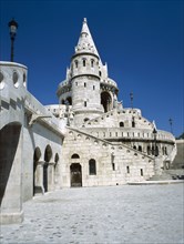 HUNGARY, Budapest, Castle Hill. View of the Fishermans Bastion which dates from 1905