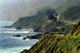 USA, California, Big Sur National Park, View of Highway 1 running along the coastline