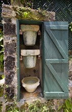 WEST INDIES, Barbados, St George, Francia plantation house traditional water filtration system