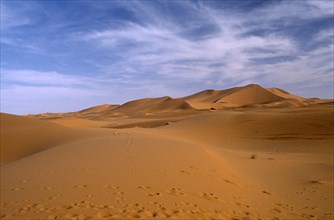 MOROCCO, Sahara, Merzouga, Desert landscape.
