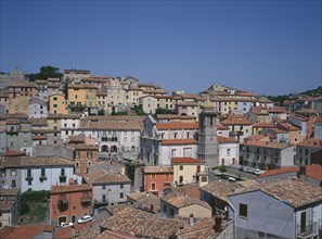 ITALY, Puglia, Miranda, The perched village North of Isernia Town