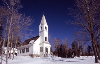 USA, New Hampshire, Jefferson, "Saint Johns United Methodist Church, small white building with