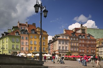 POLAND, Warsaw, "Plac Zamkowy, Castle Square in the Old Town. Outside seating, tables with