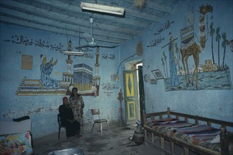 EGYPT, Achitecture, Paintings on home decorated to show that its occupants have been on Haj to