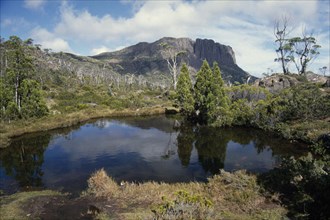 AUSTRALIA, Tasmania, Walled Mountain in The Labyrinth in Cradle Mountain Lake Saint Clair National