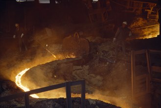 EGYPT, Industry, Men working in steel works