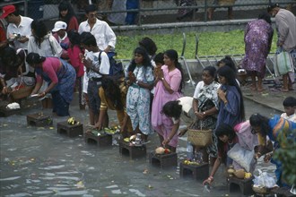 MAURITIUS, People, "Crowds with offerings of incense, fruit and flowers at the Grand Bassin lake