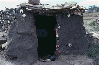 LESOTHO, Architecture, Hut made from mud and tin cans